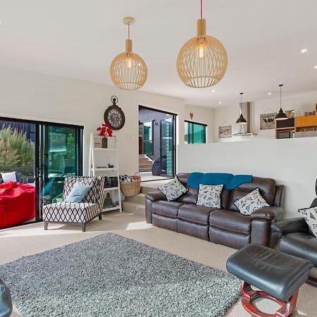 R And R At Robertson - Raglan Holiday Home المظهر الخارجي الصورة